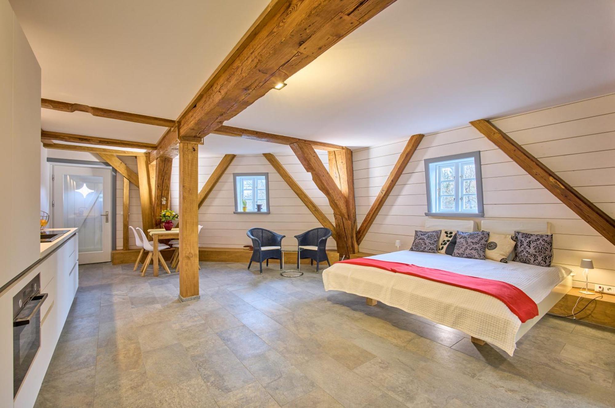 Moderne Ferienwohnungen In Einer Muehle Im Zentrum Flensburgs Стая снимка